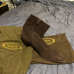 Women’s suede booties
